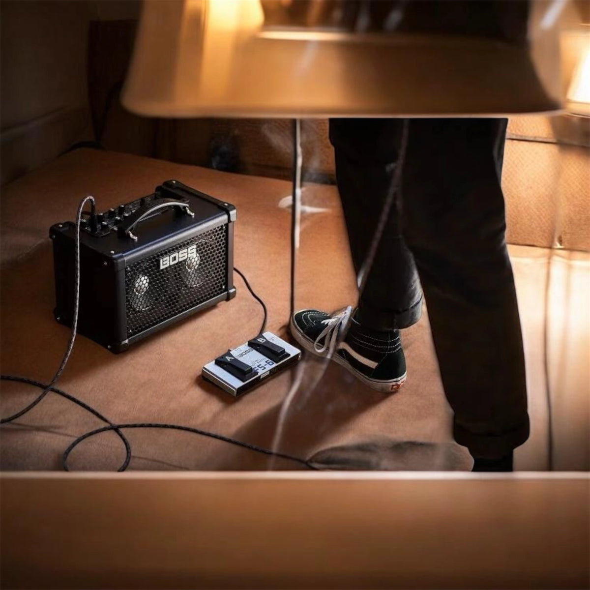 Boss Dual Cube LX 2 x 5-inch 10-watt Portable Bass Combo Amp