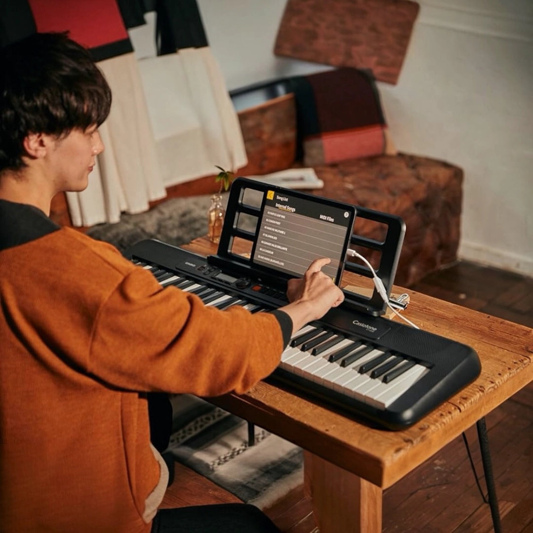 Casio CTS300 61-Key Portable Keyboard