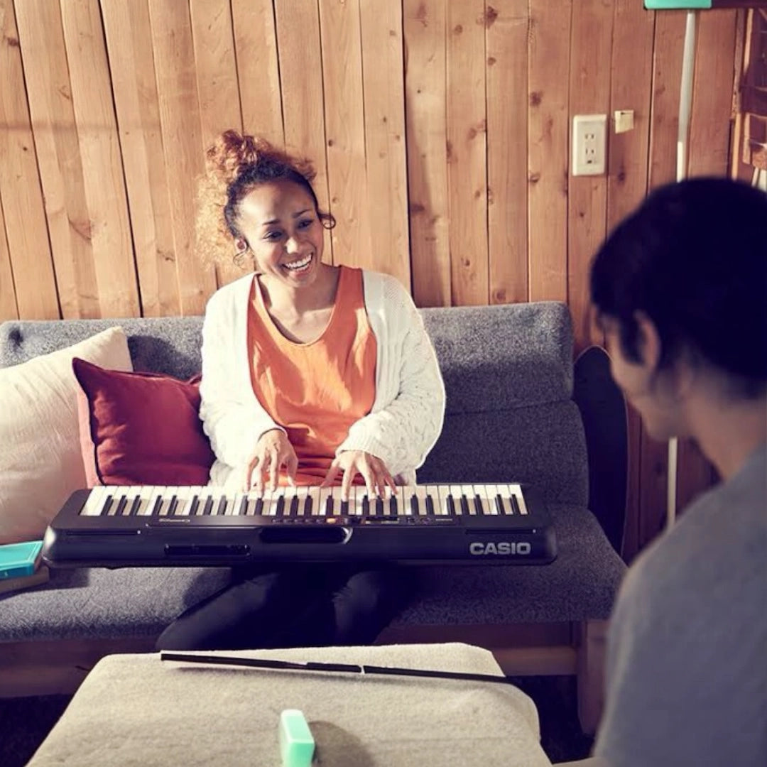 Casio CTS200BK 61-Key Portable Keyboard - Black