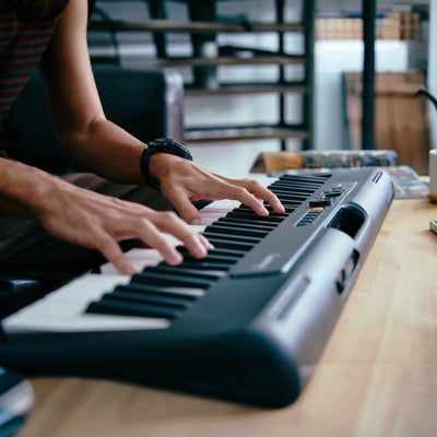 Casio CTS200BK 61-Key Portable Keyboard - Black