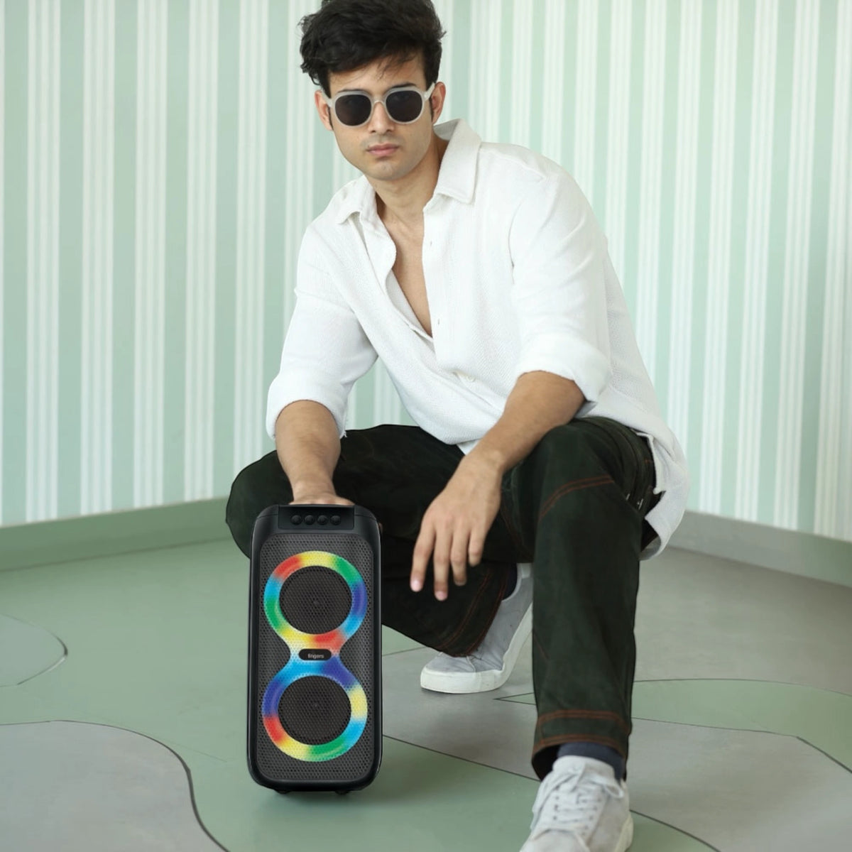 Fingers Swag 5 Portable Speaker