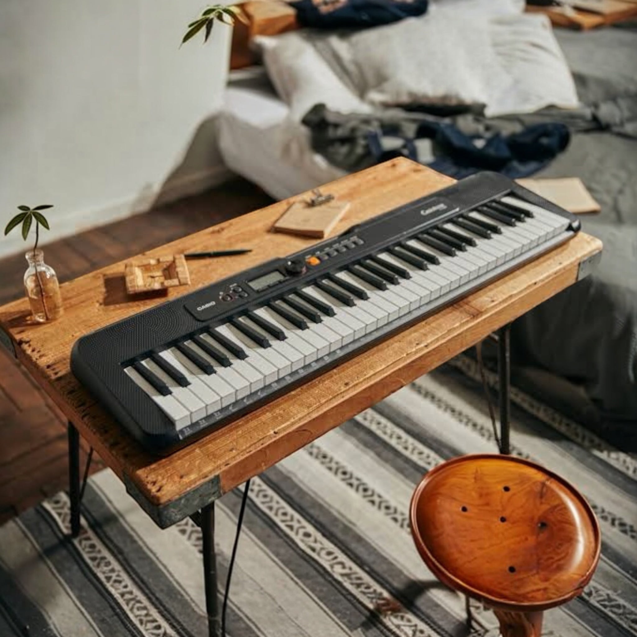 Casio CTS200BK 61-Key Portable Keyboard - Black