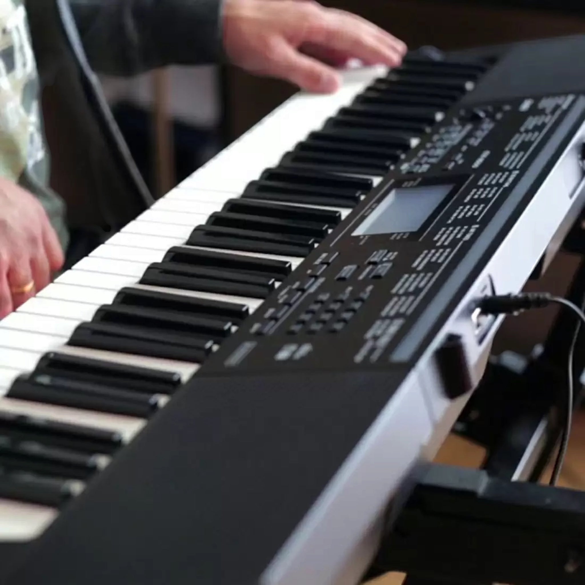 Casio CTK3500 61-Key Portable Keyboard