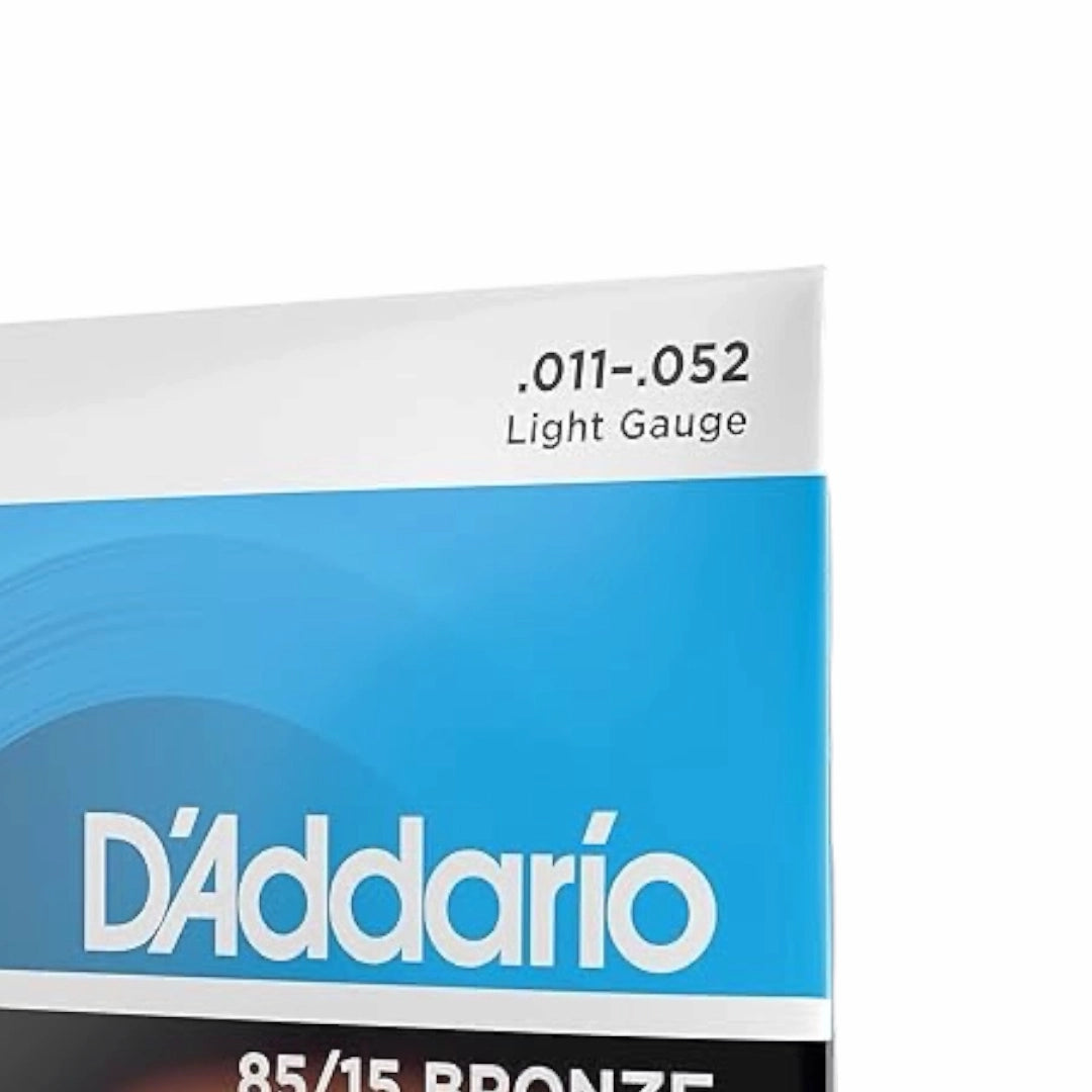 D’Addario EZ910 85/15 Bronze Light Acoustic Guitar Strings - 11-52